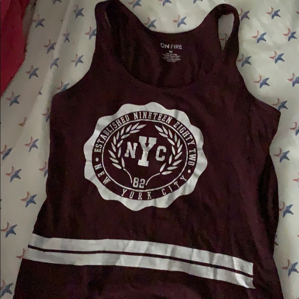 Maroon Tank top ✌🏻✨